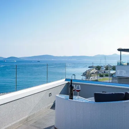Luxury Penthouse Cosmacendi Apartment *