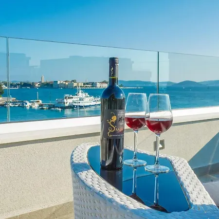 شقة Luxury Penthouse Cosmacendi