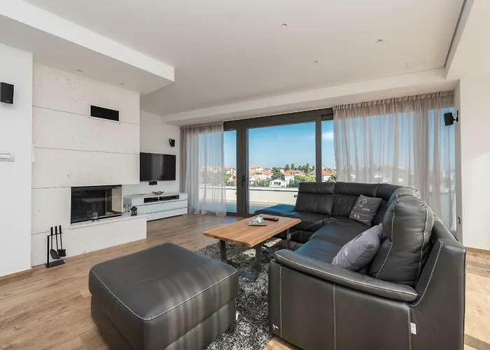 Luxury Penthouse Cosmacendi *