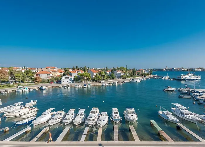 Luxury Penthouse Cosmacendi * זאדאר