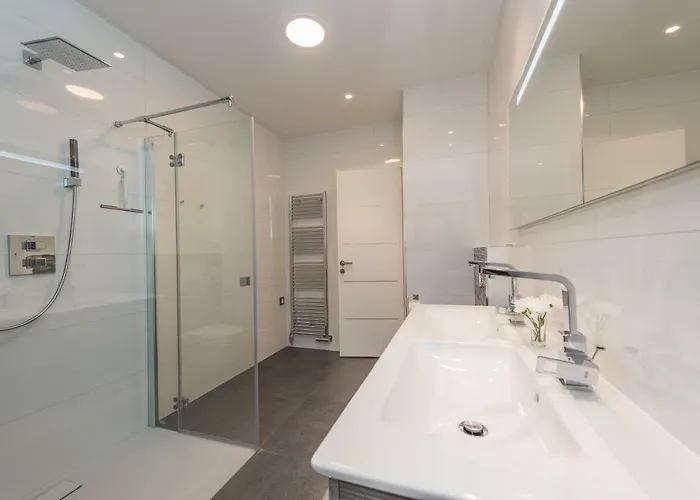 아파트 Luxury Penthouse Cosmacendi 자다르